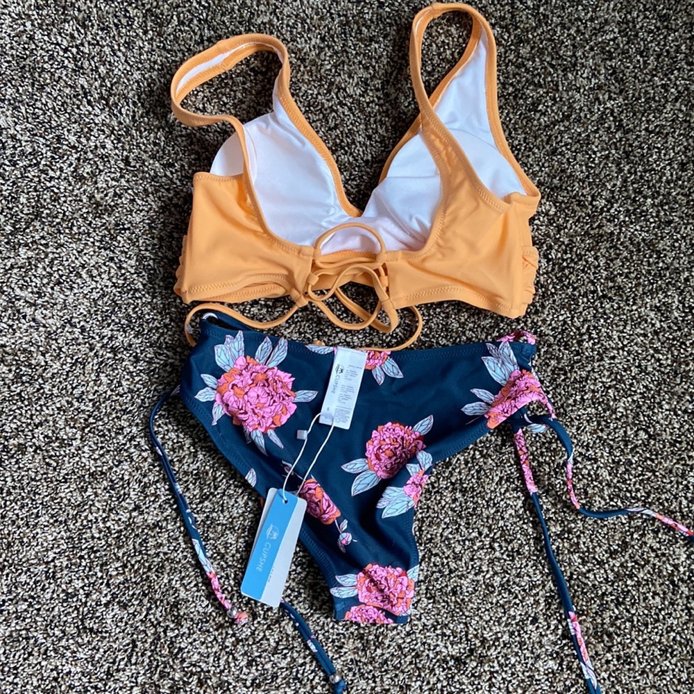 Cupshe Orange & Navy Floral Two-Piece Set, NWT - Picture 4 of 4